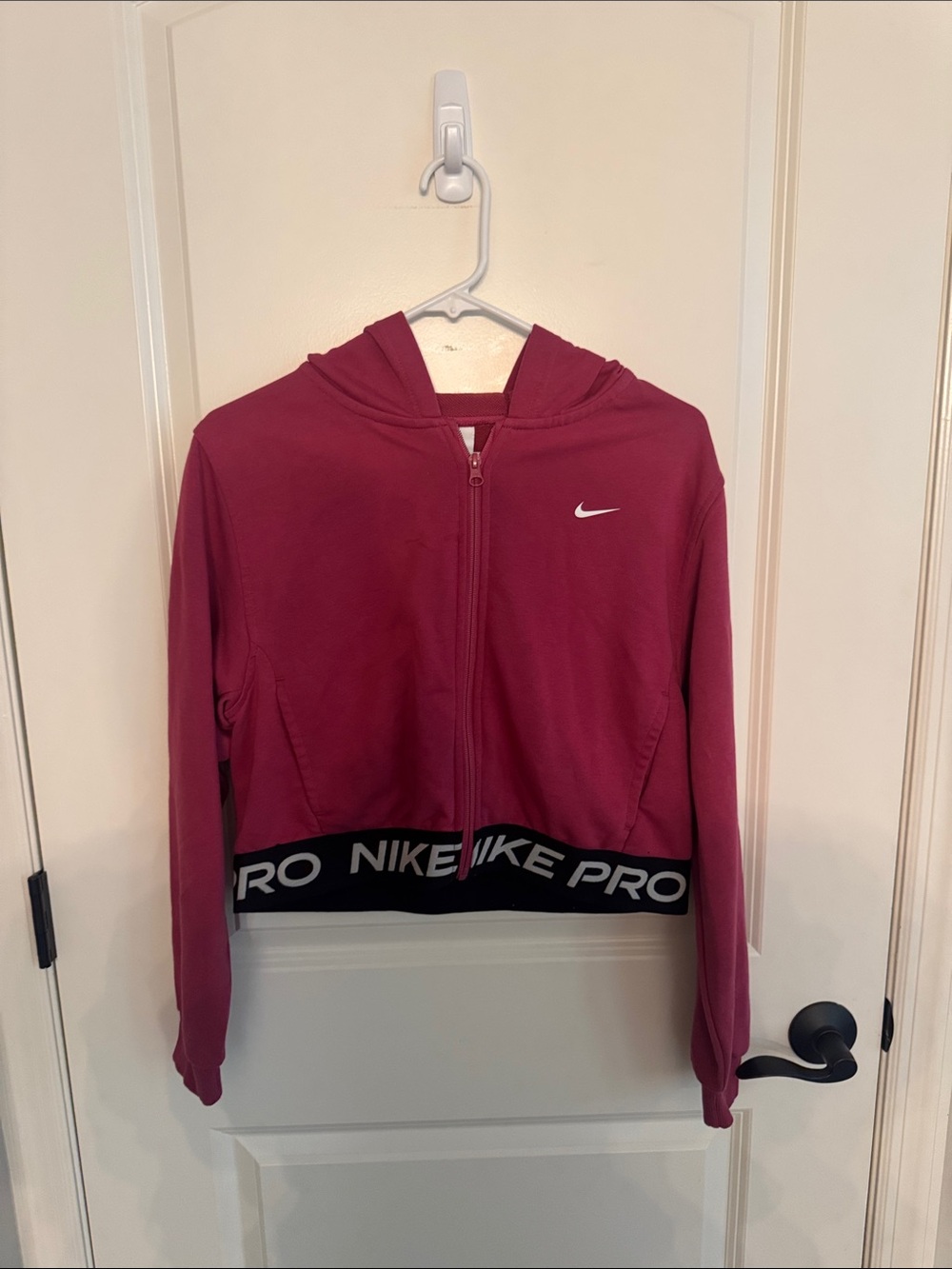 Girls Nike pro zip up jacket